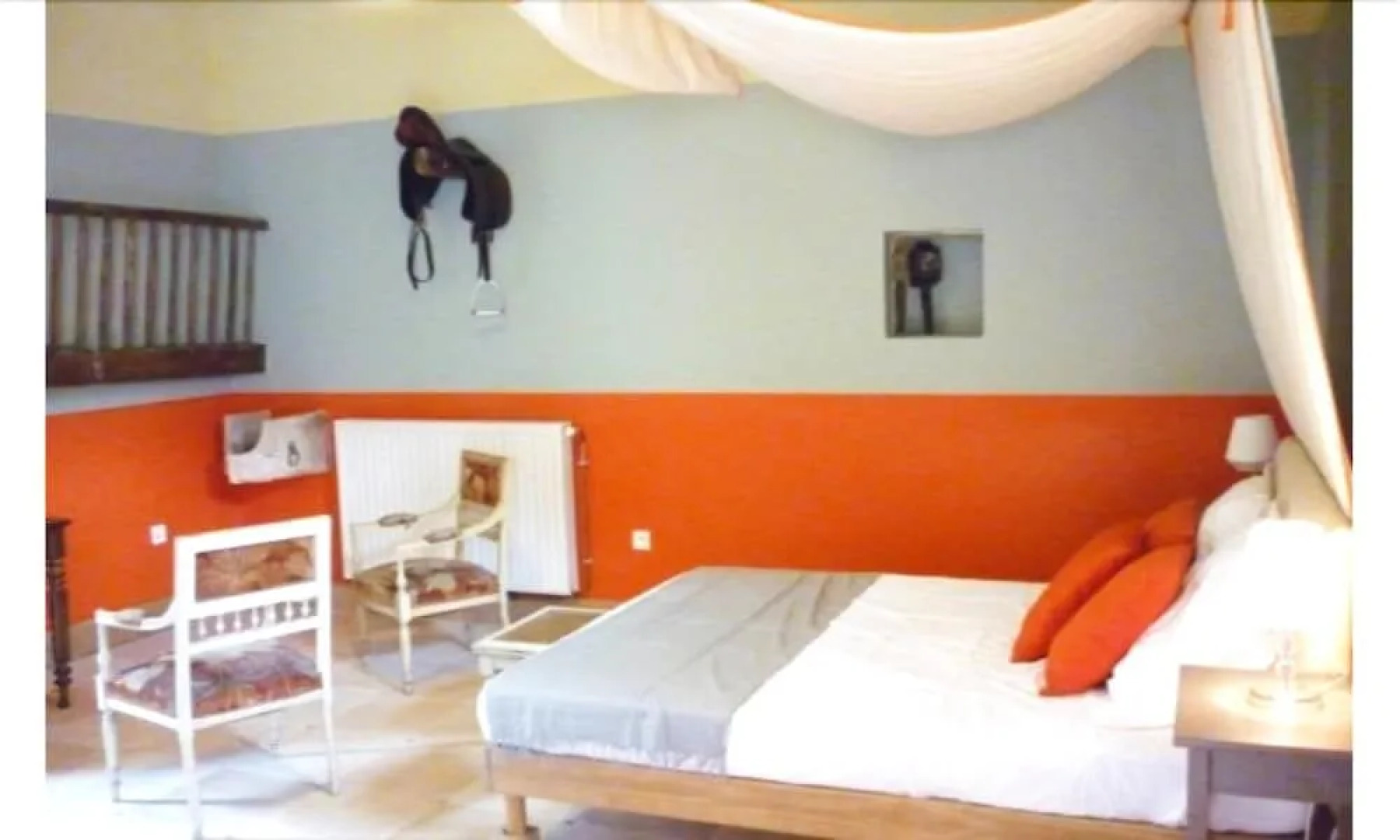 Ferme-Château de Cordey & SPA