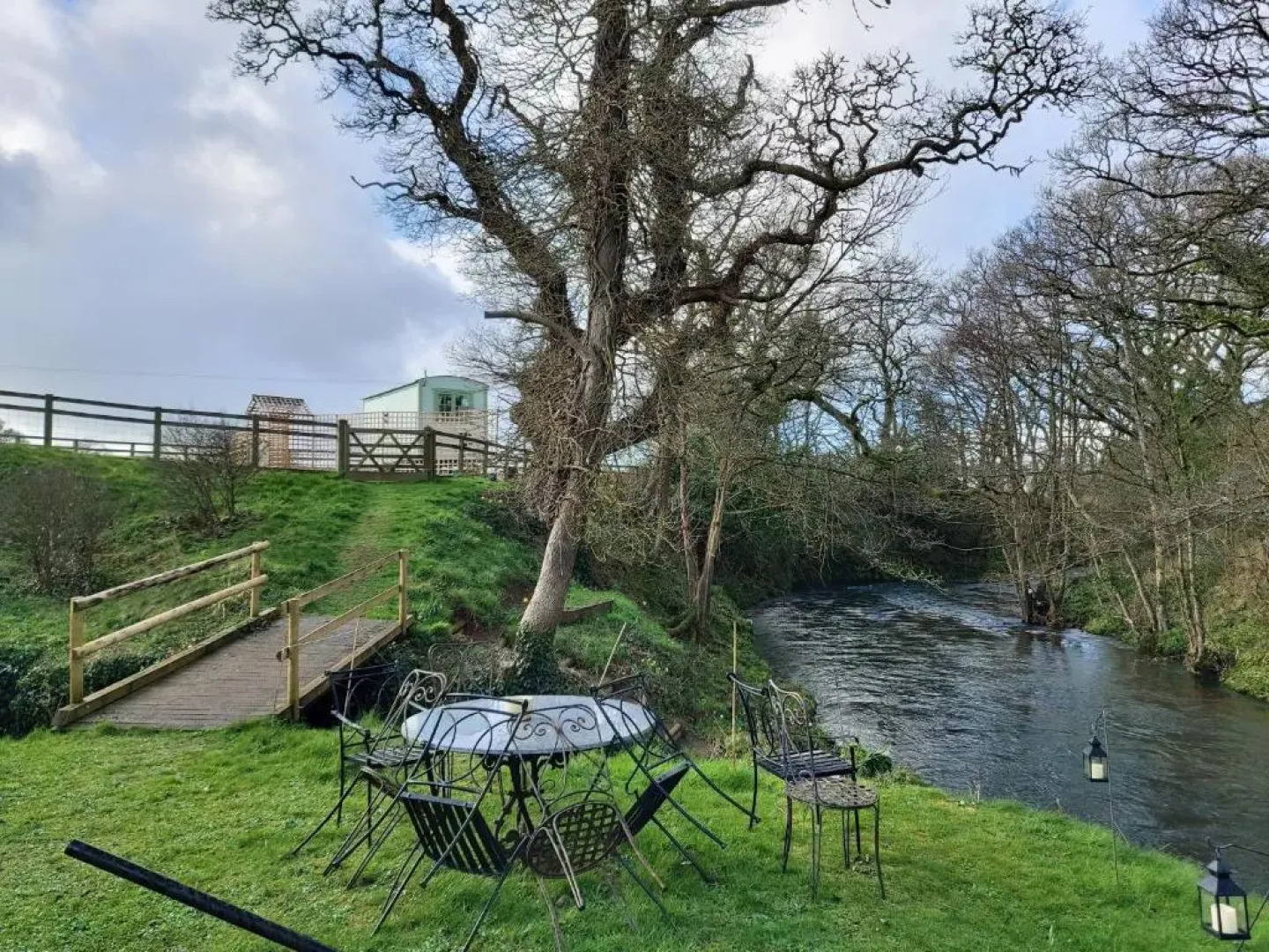The Old Mill Shepherd's Hut