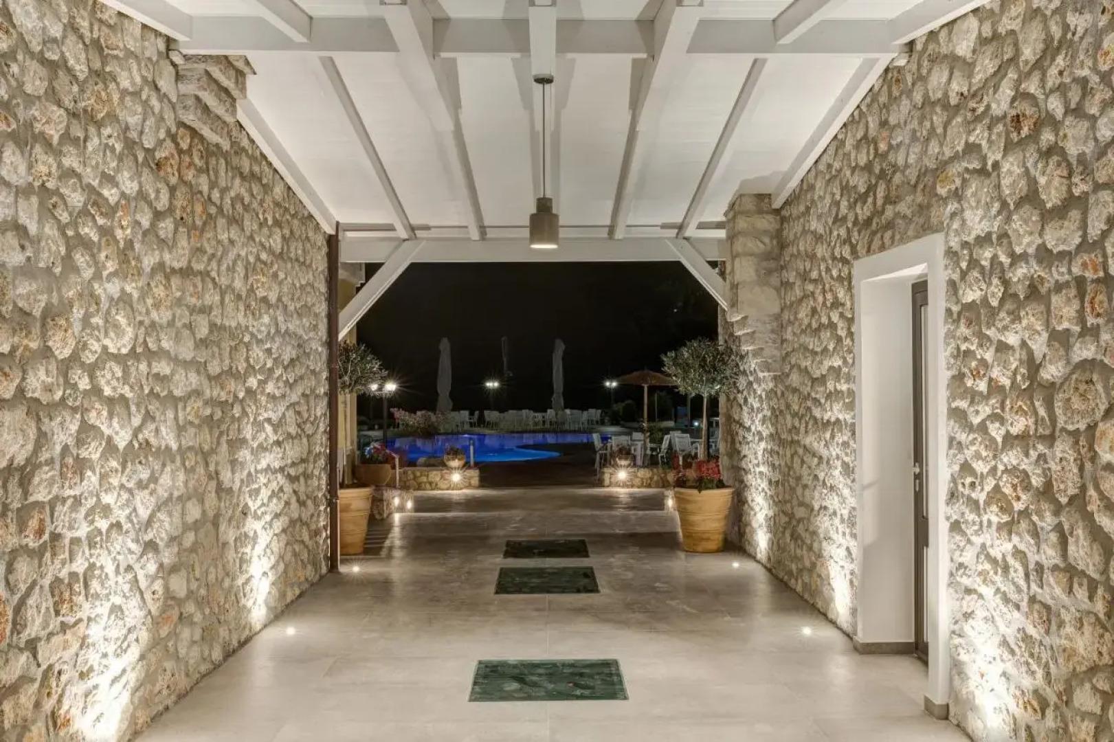 Anemolia Parga Suites