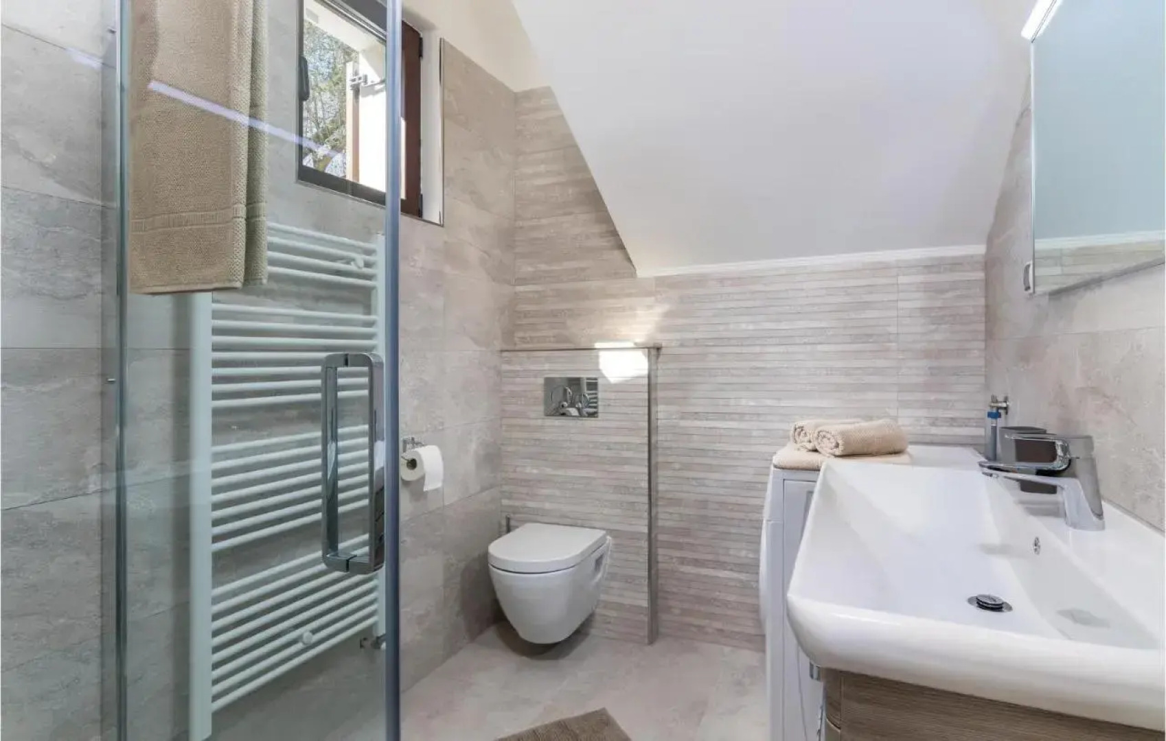 2 Bedroom Lovely Apartment in Rovinj