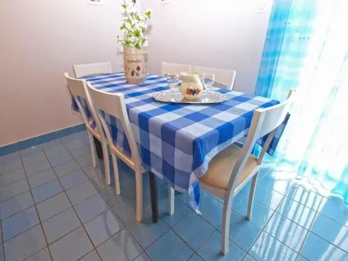 Apartments Vesna 1236