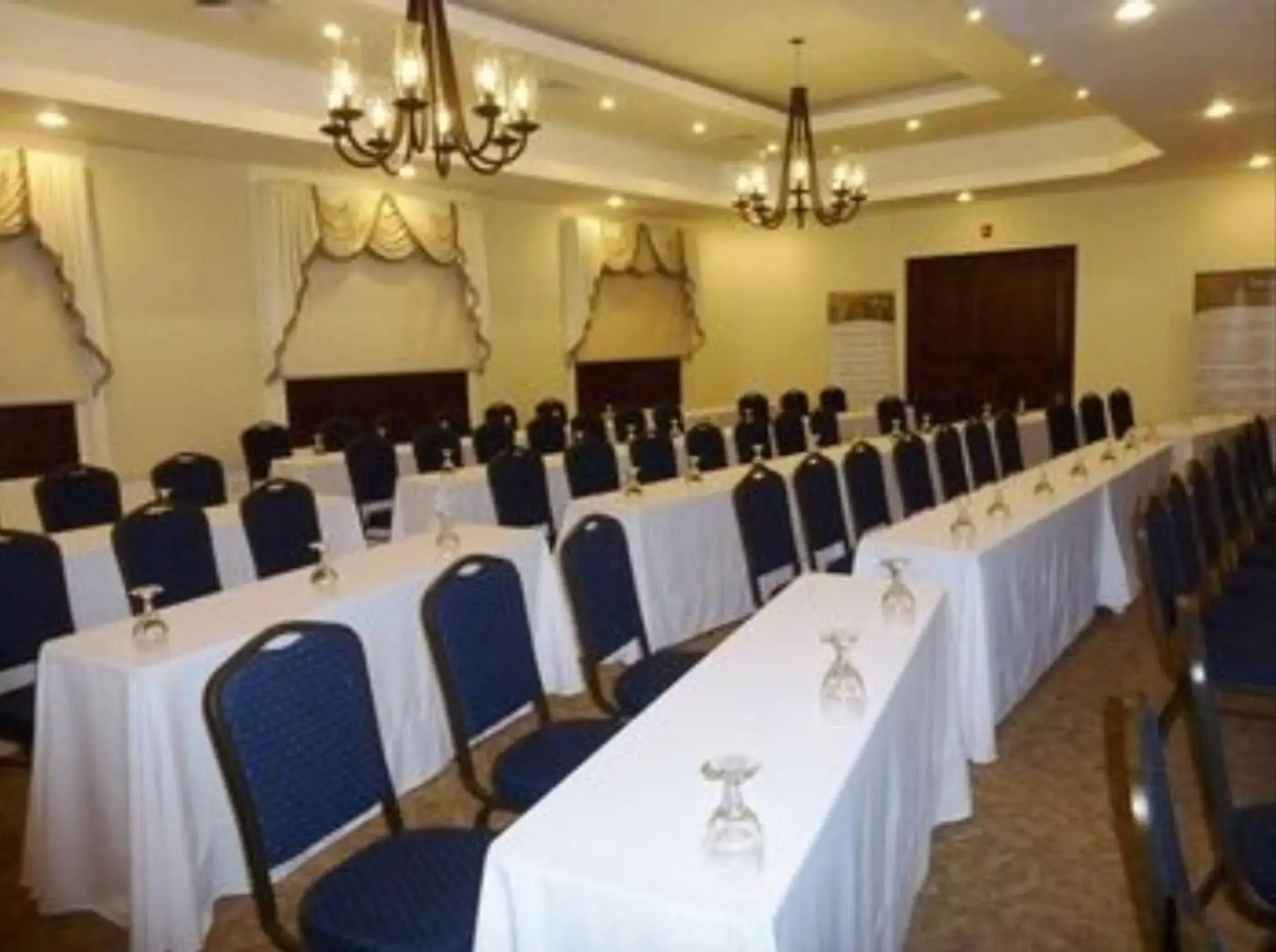Hotel Los Portales