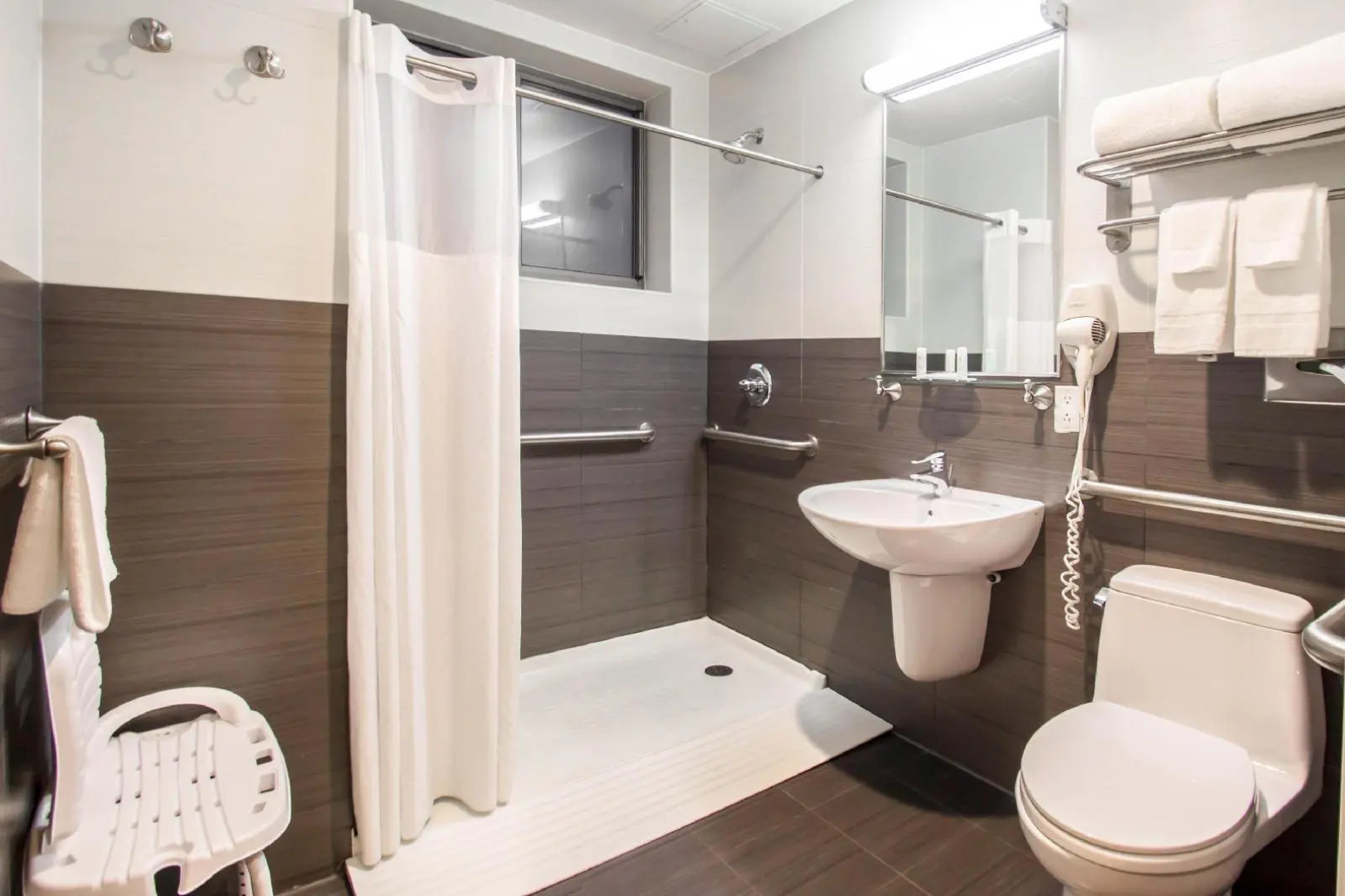 Comfort Inn Manhattan Bridge