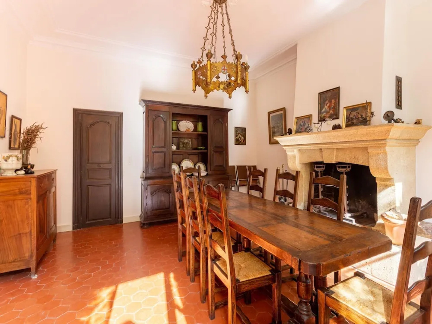 Cozy Holiday Home With Private Pool