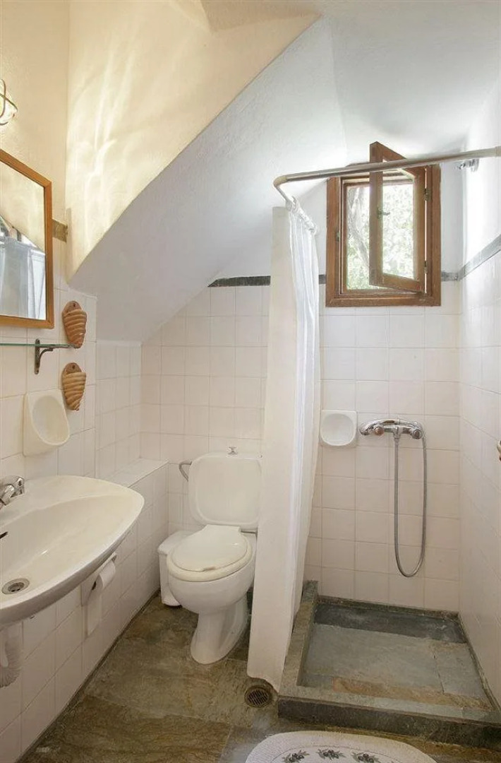 Melenos Apartments & Studios