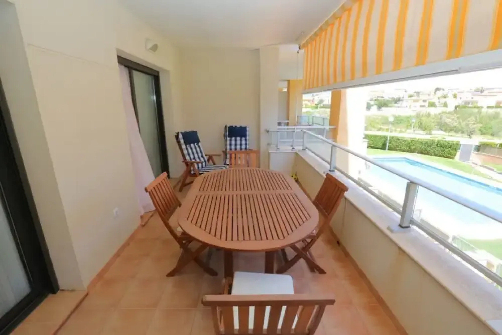 Apartamento Moderno Para 4 Personas en Hospitalet de L´infant