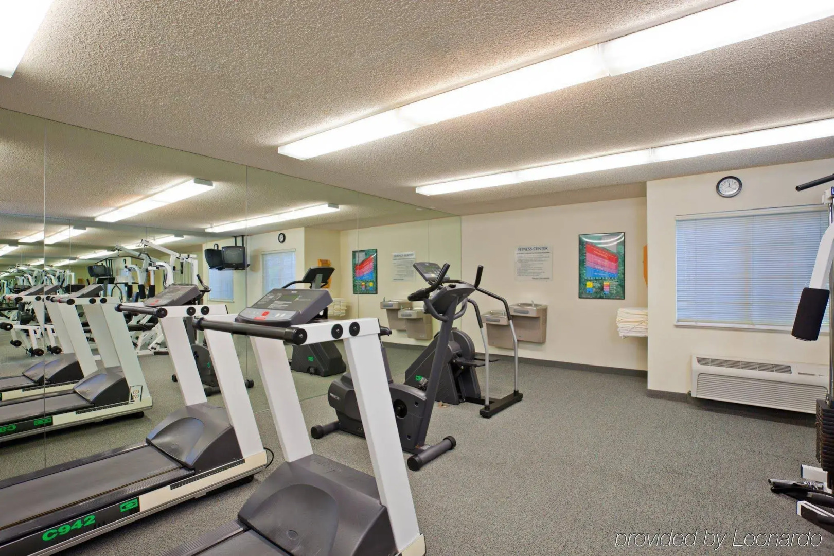 Sonesta Simply Suites Orange County Airport