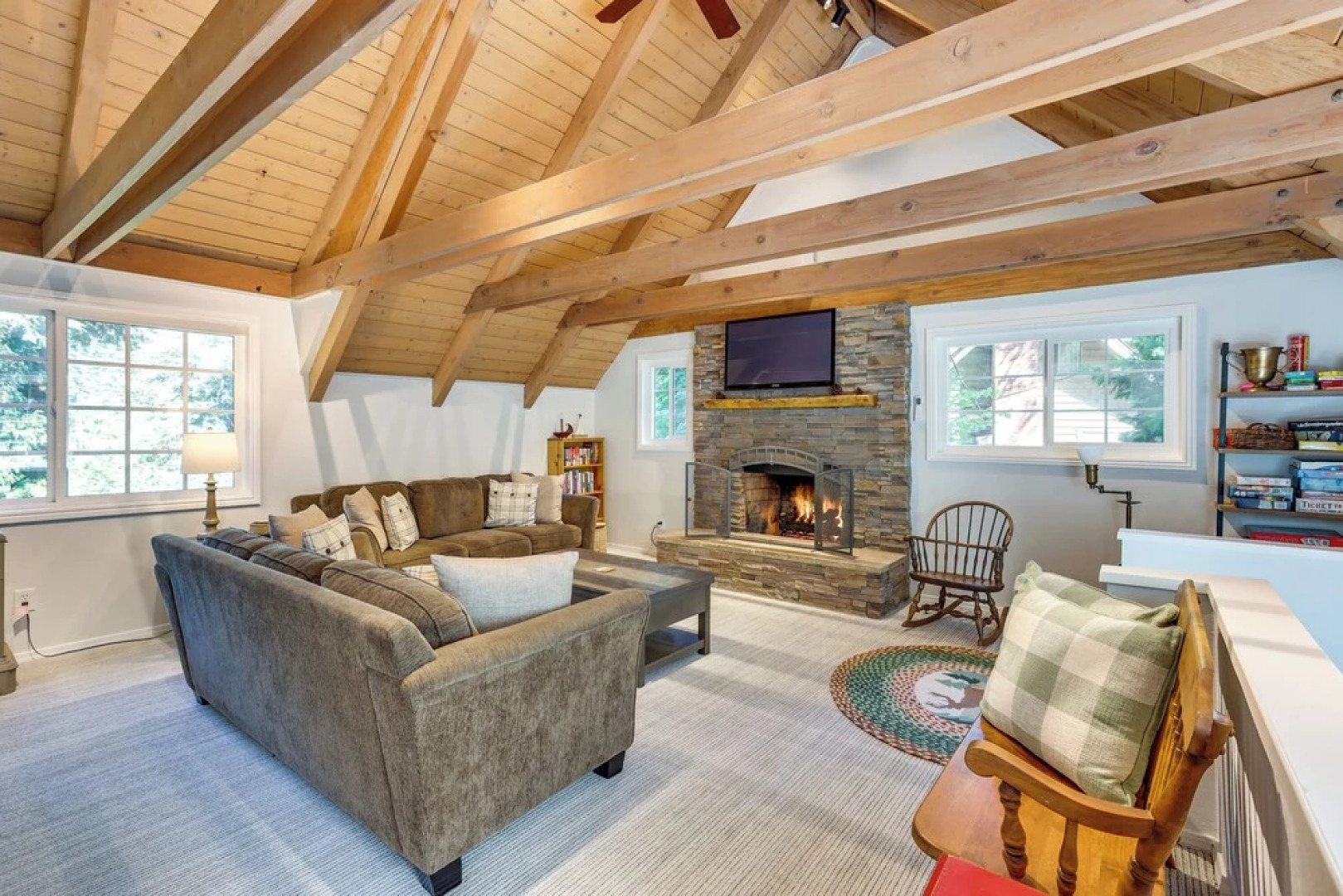 Stunning Getaway in Lake Arrowhead!