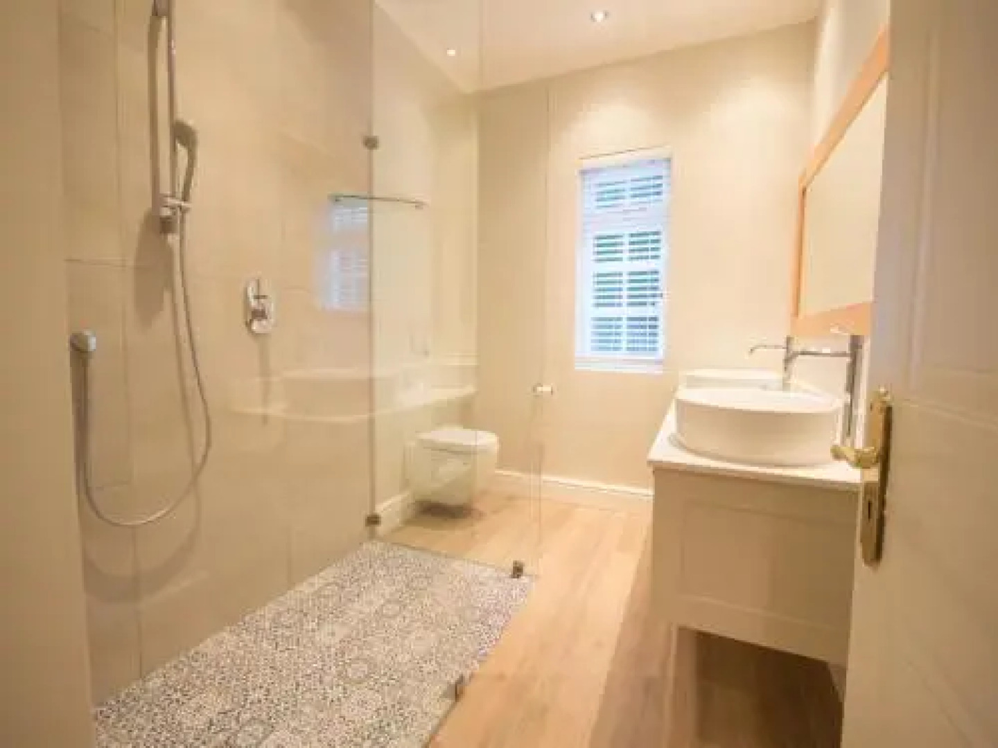 Exquisite Cottage Twenty