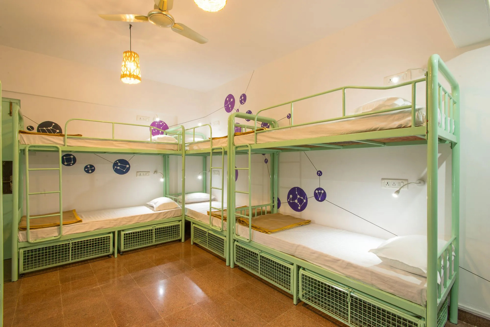 Hostel Mantra