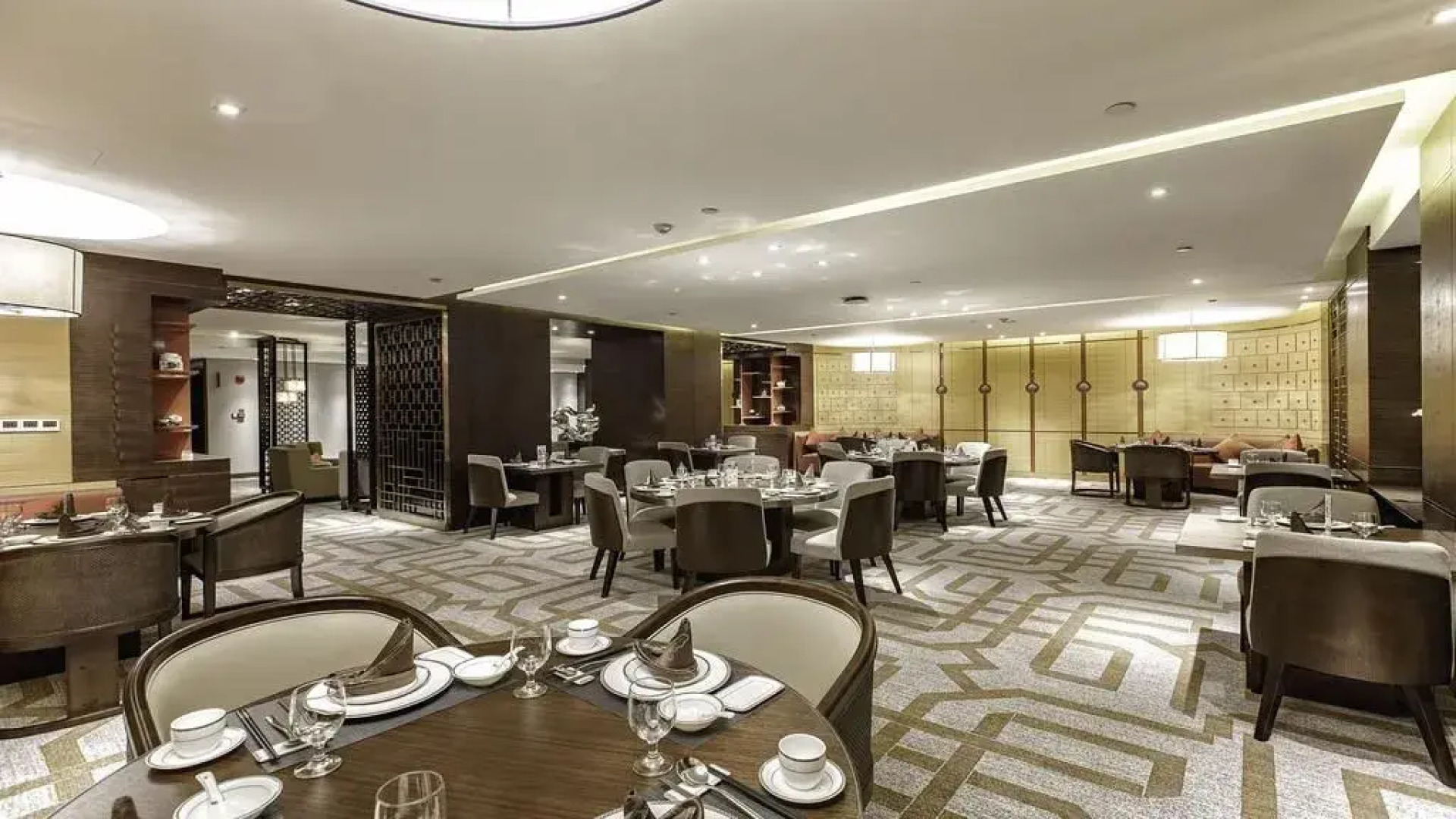 Holiday Inn Baoji Central