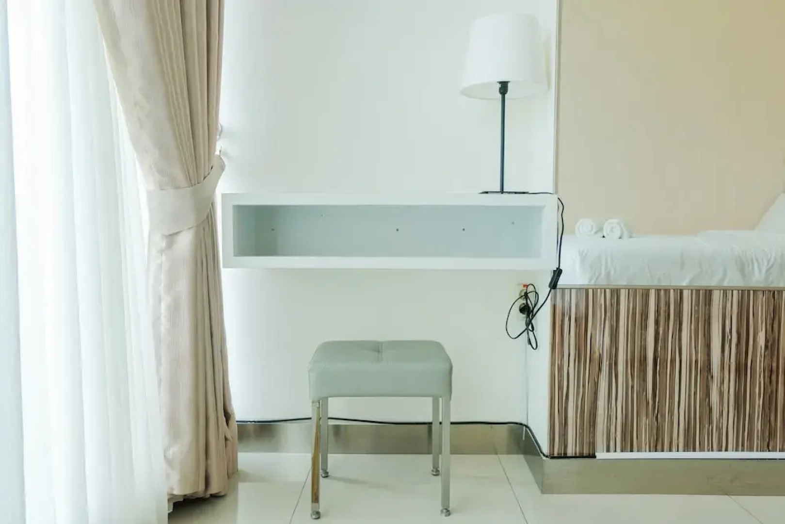 Minimalist Studio Tree Park Apartment near ICE BSD