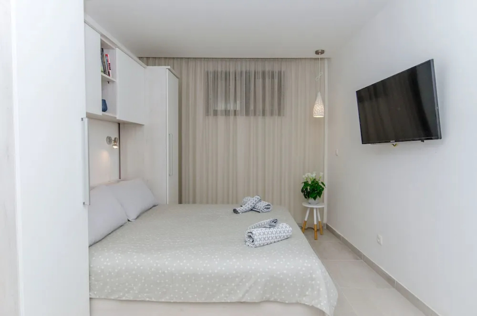 Apartment On the beach