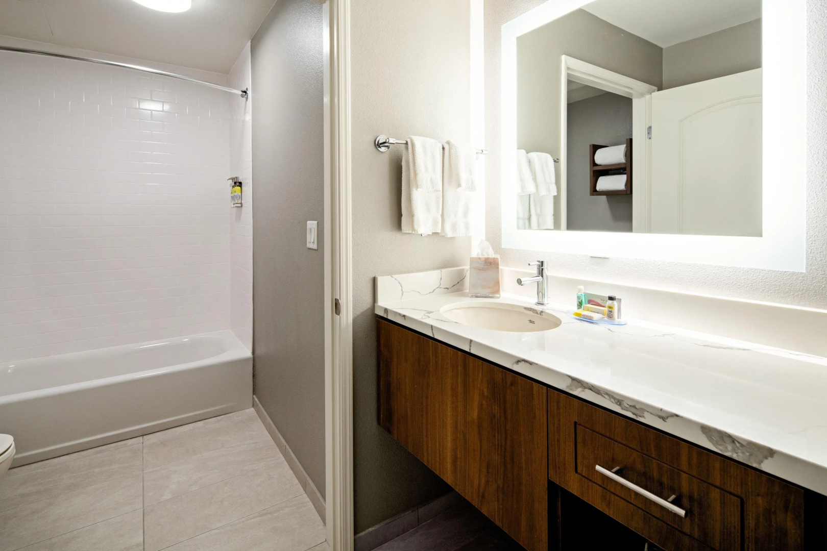 Staybridge Suites Long Beach Airport by IHG