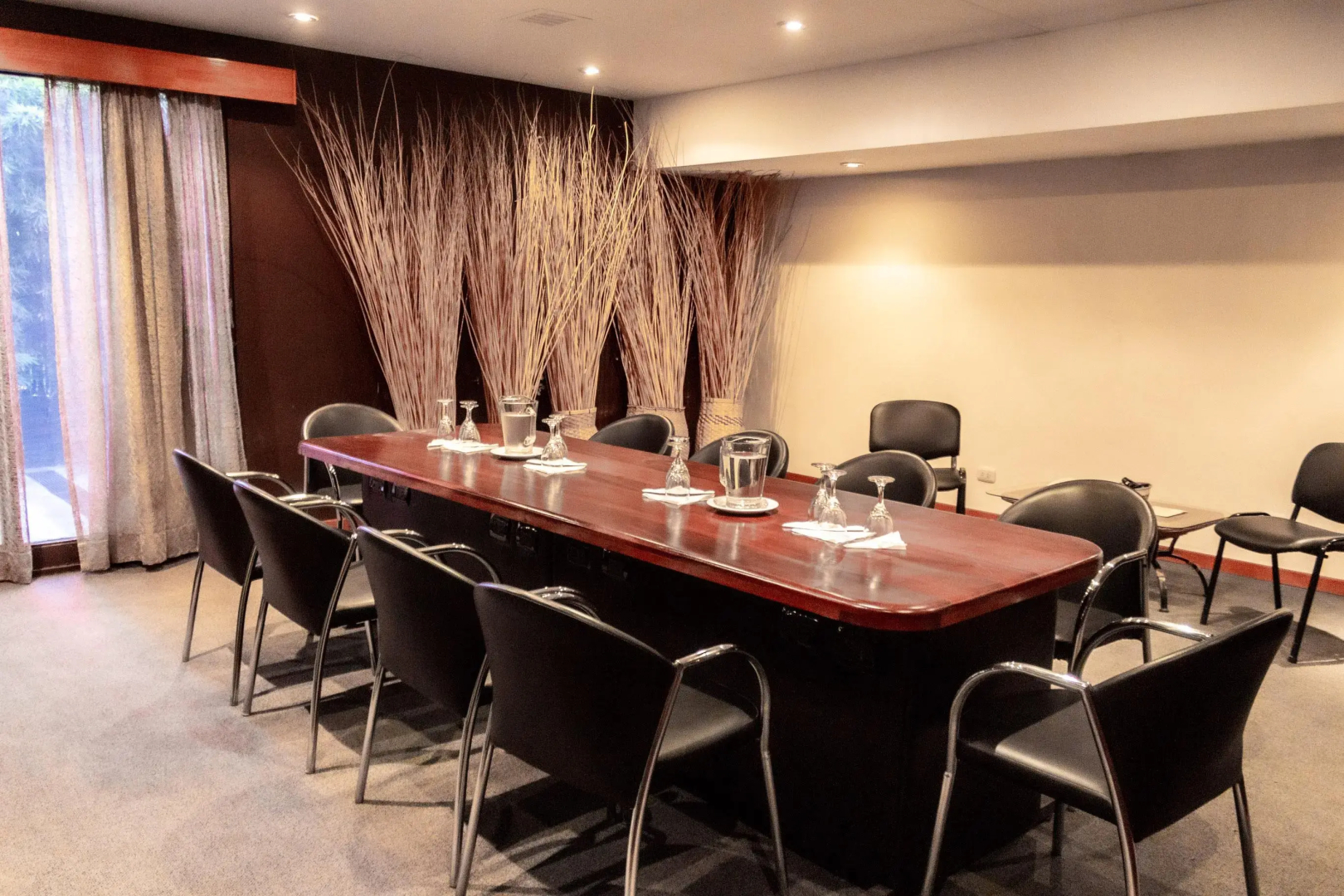 Raices Esturion Hotel