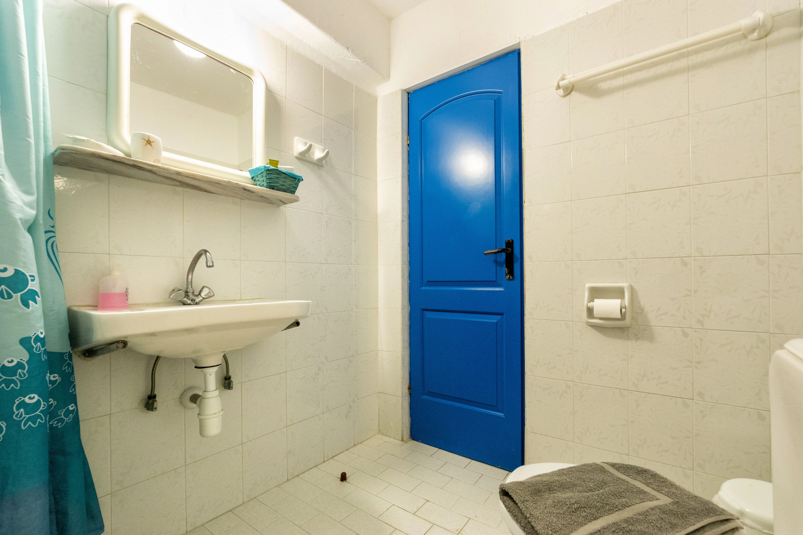 Stratos Studios & Apartments