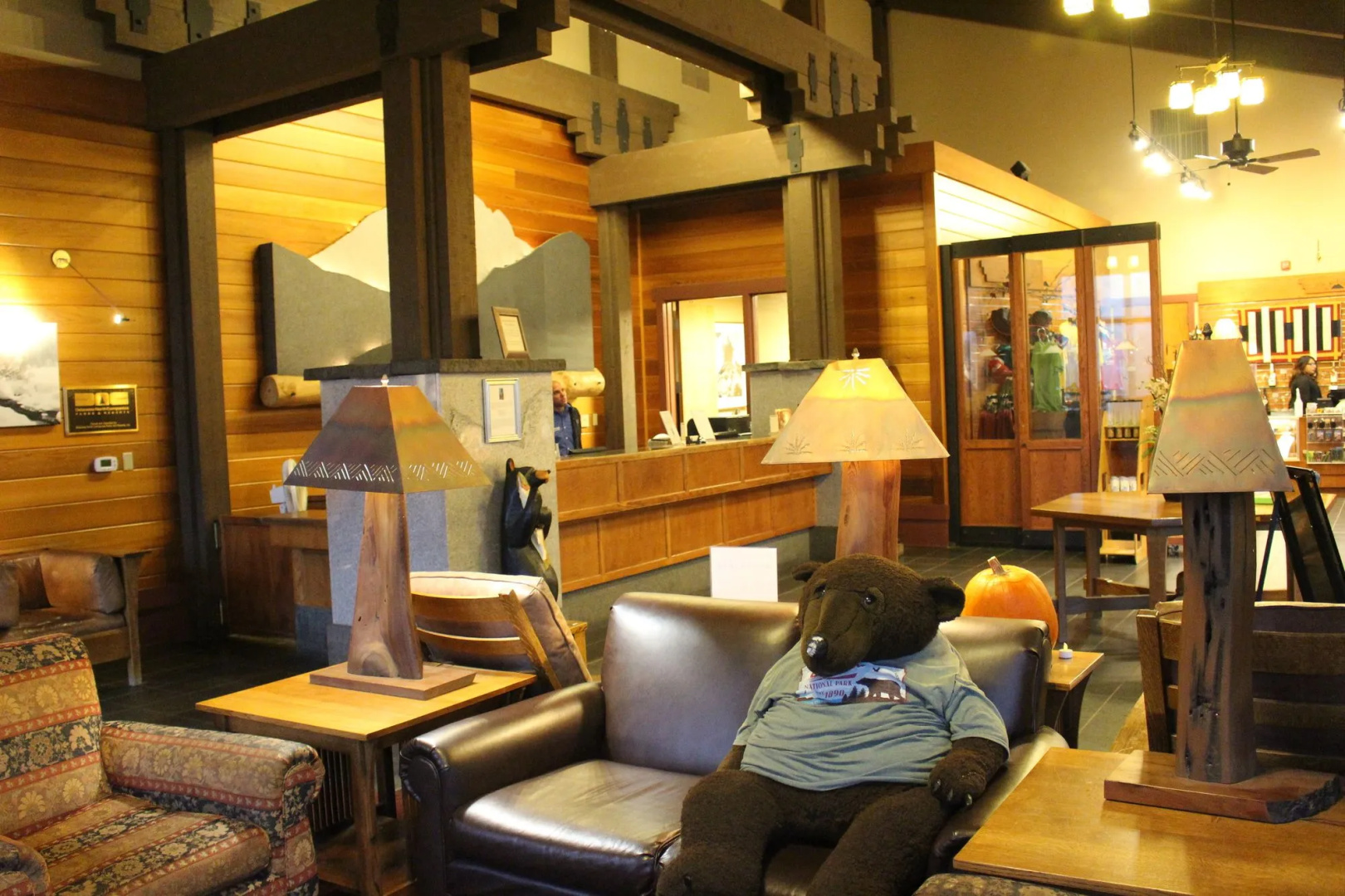 Wuksachi Lodge