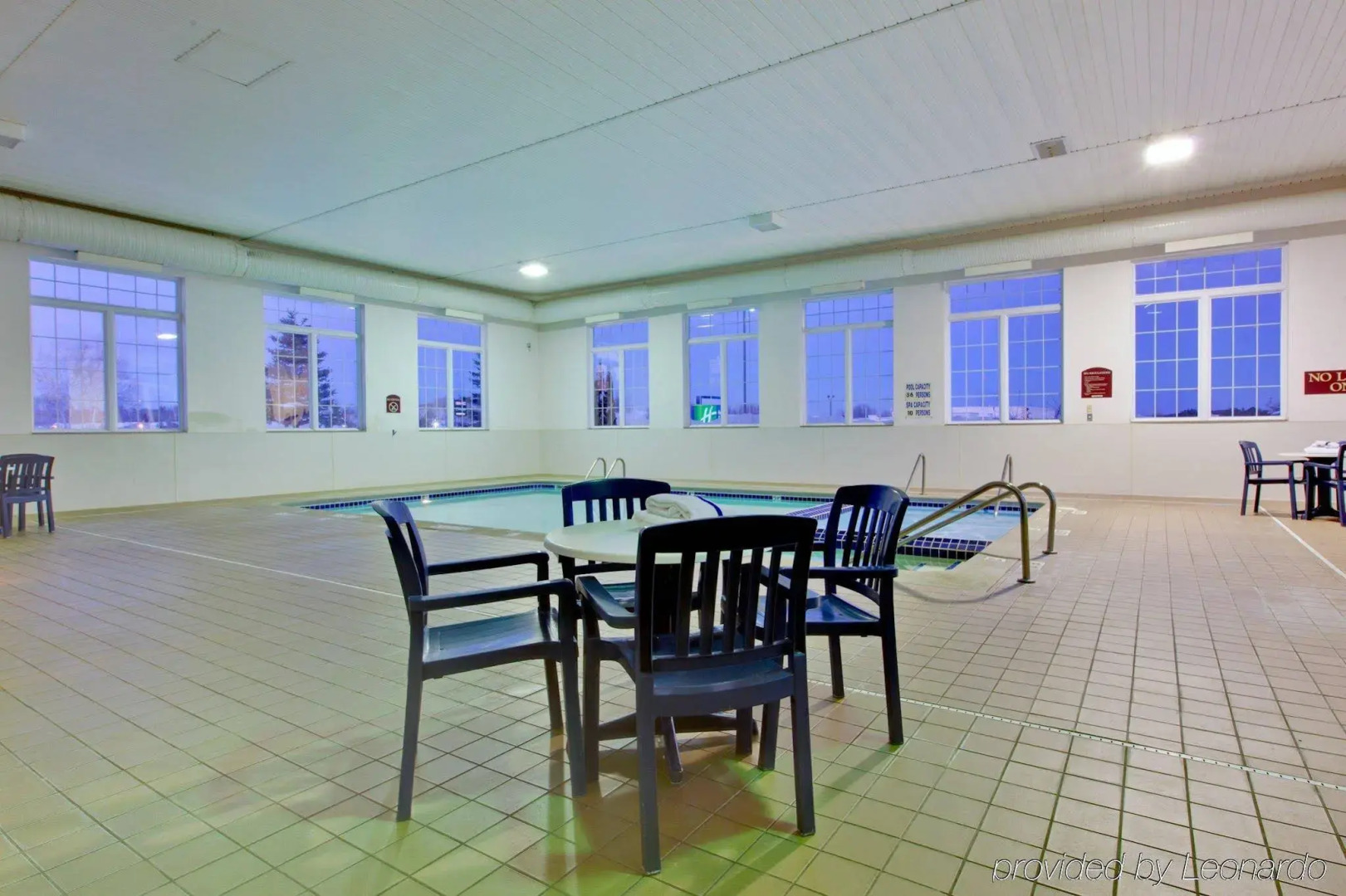 Holiday Inn Express Hotel & Suites Cadillac by IHG