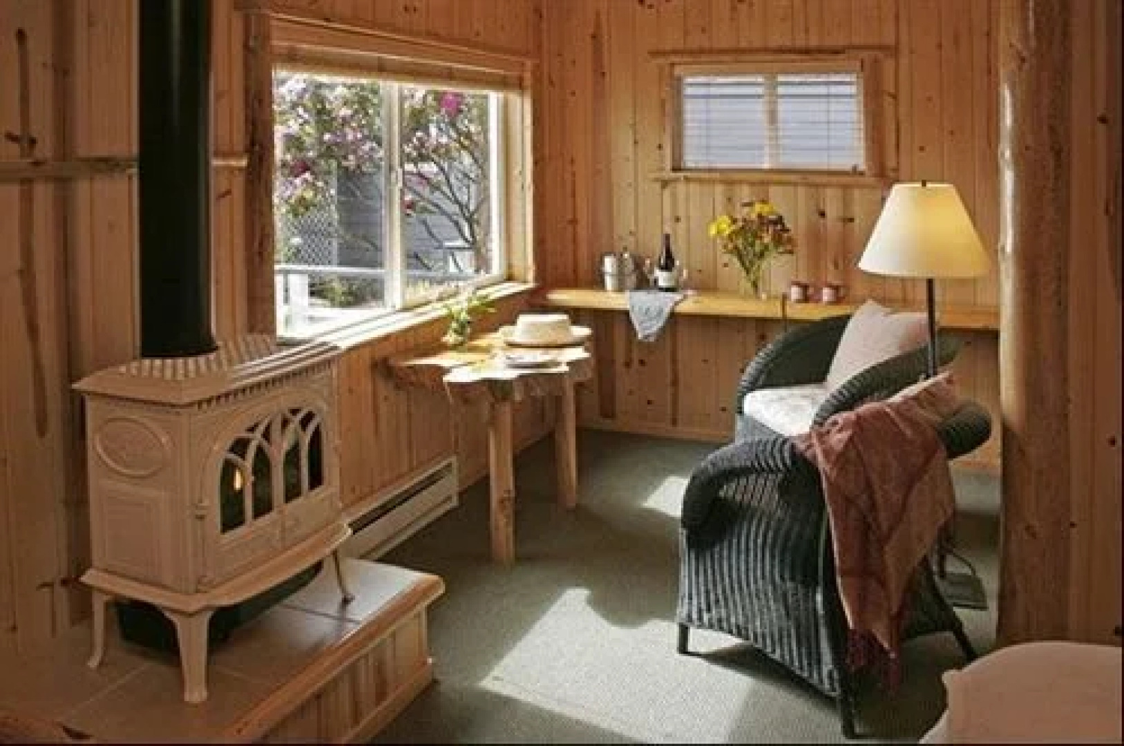 Sea Rock Bed and Breakfast Inn