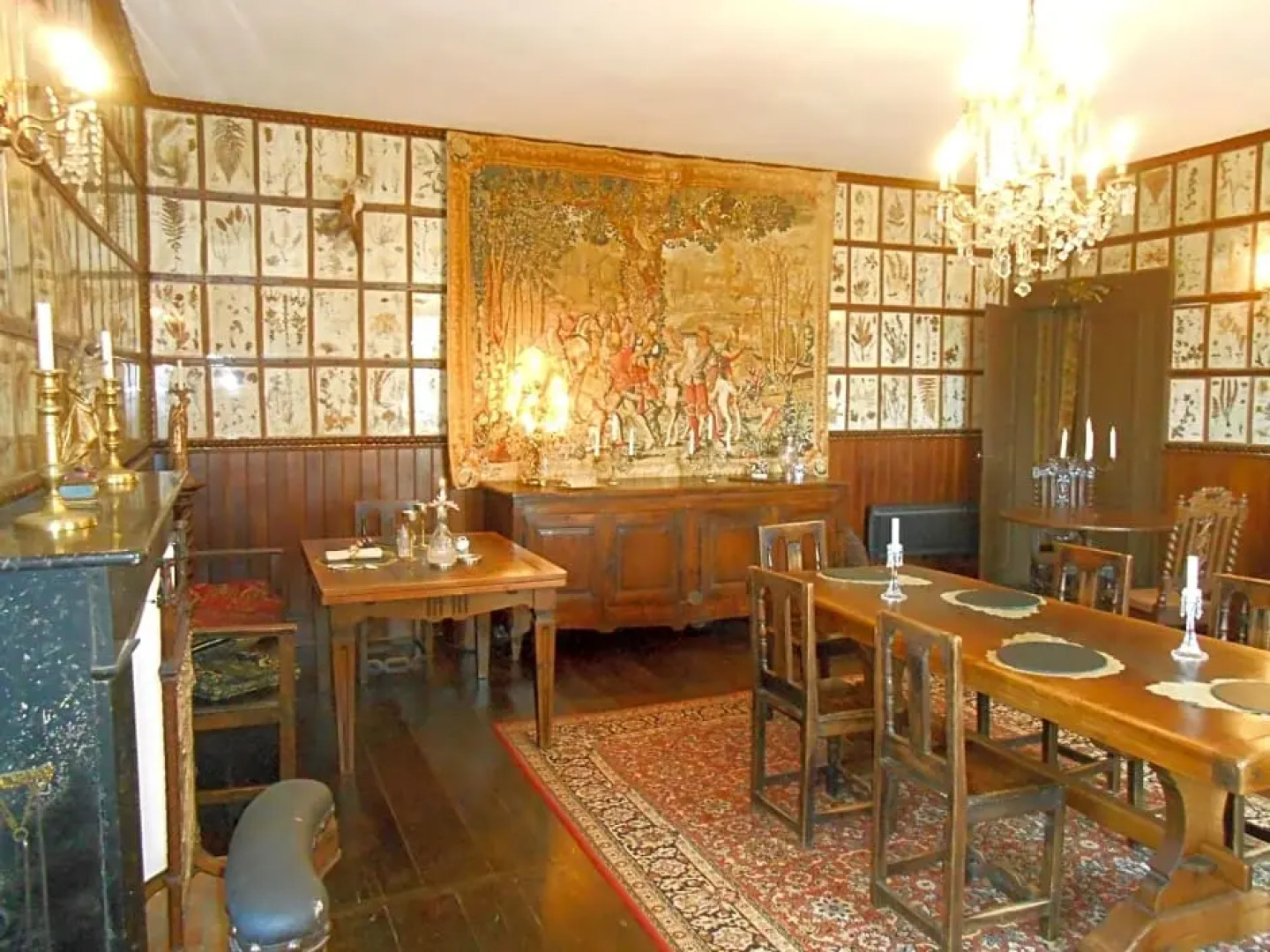 Chateau De Courbelimagne, Raulhac