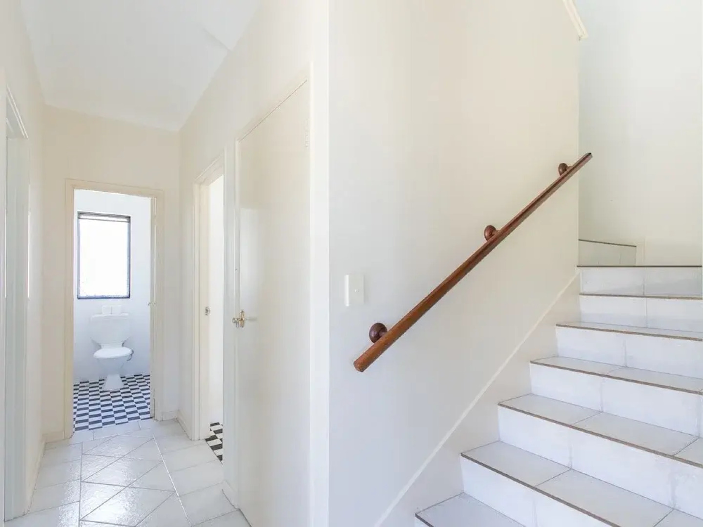 Beach Rd Villas by Rockingham Apartments