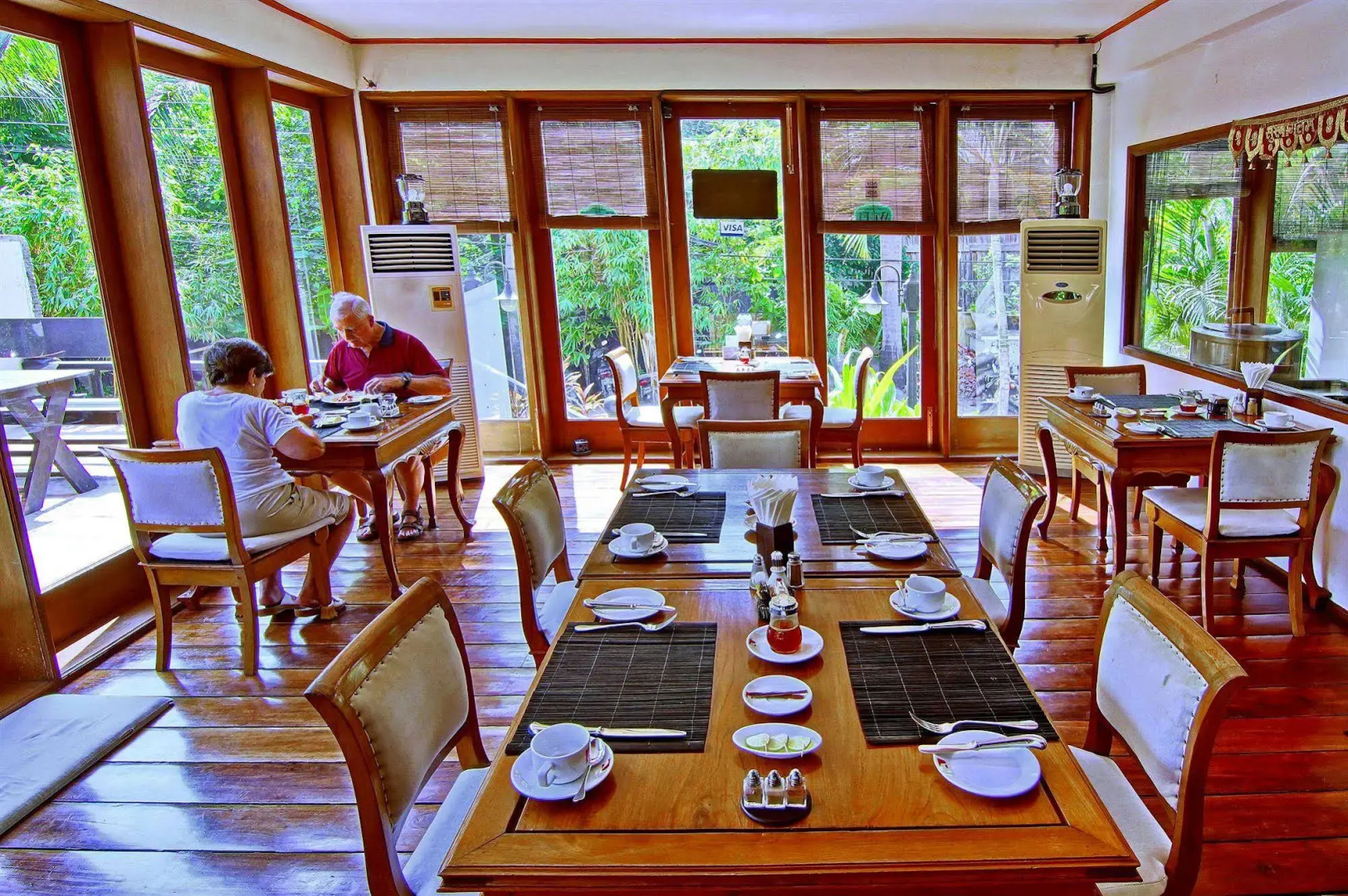 Hotel by the Red Canal