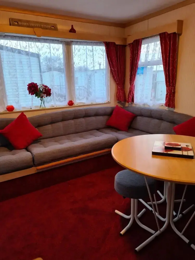 Caravan for Rent Happy Days 251 Chapel st Leonards