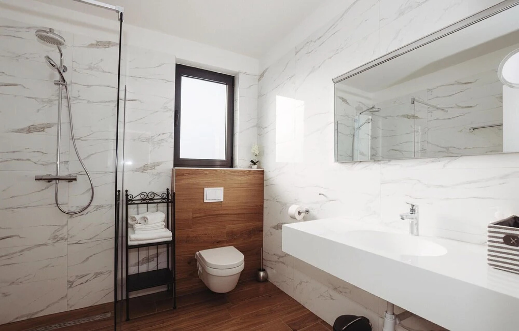 Amazing Home in Turanj with Outdoor Swimming Pool, Hot Tub & Sauna