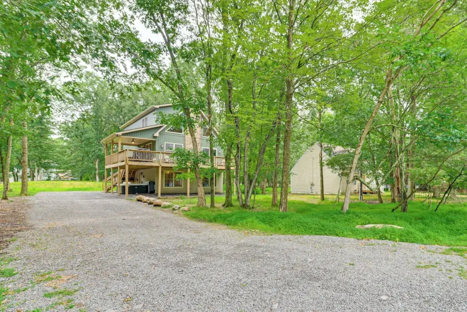 Forest Views & Hot Tub: Poconos Cozy Cabin