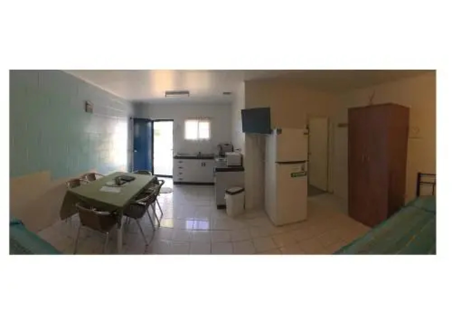 Ash’s Holiday Units