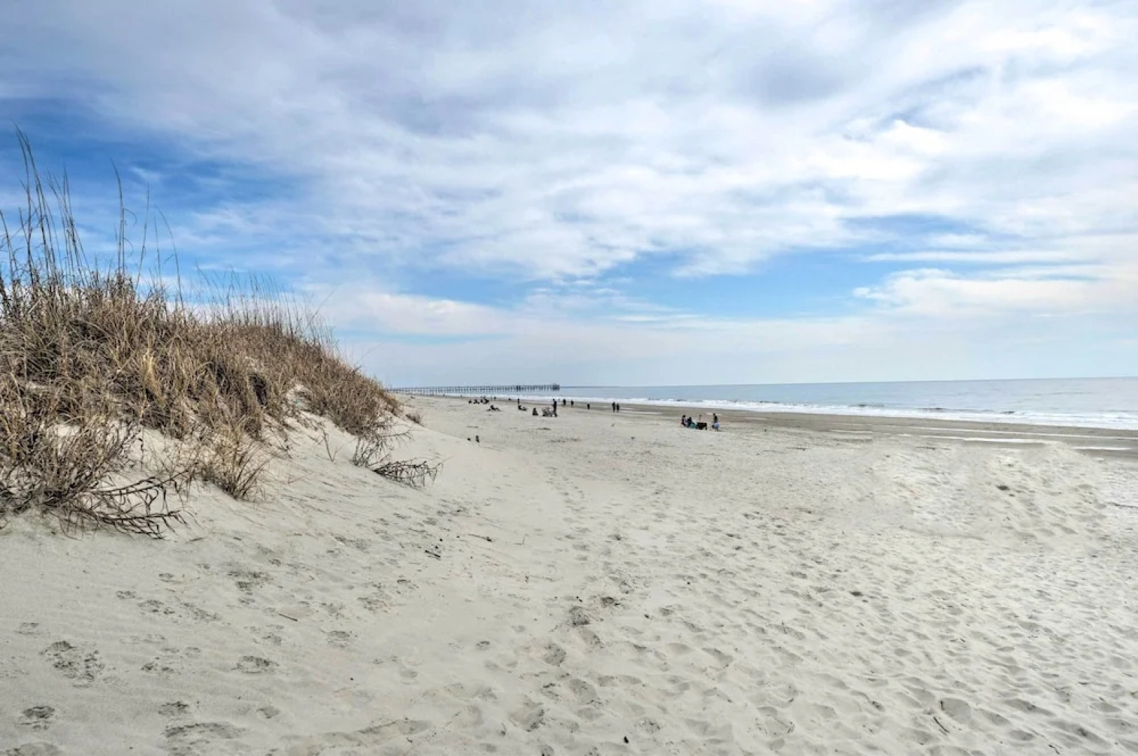 Marina & Beach Club Access: Condo in Southport