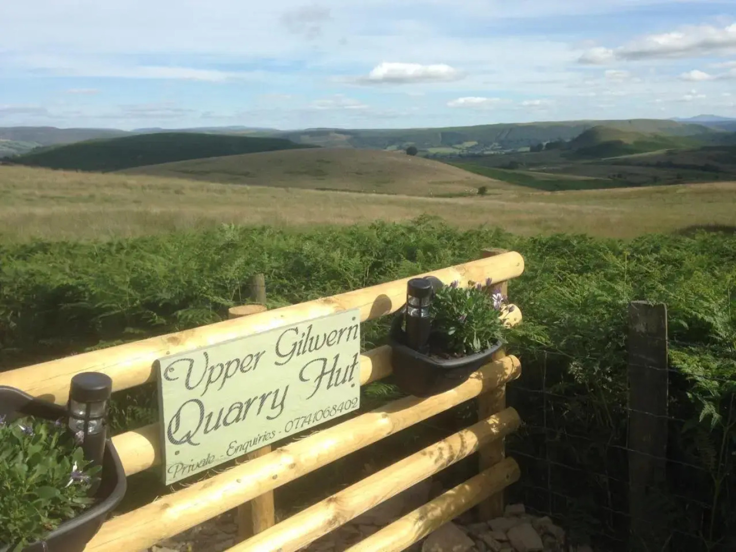 Upper Gilwern Quarry Hut
