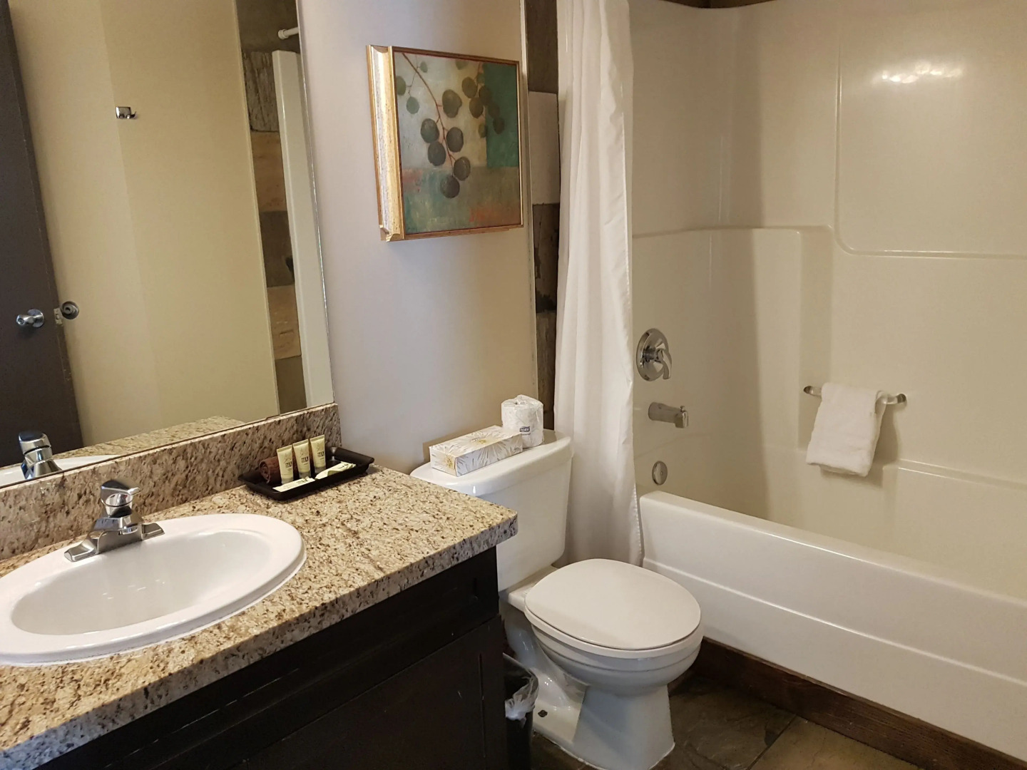 Sunset Mountain Inn and Spa