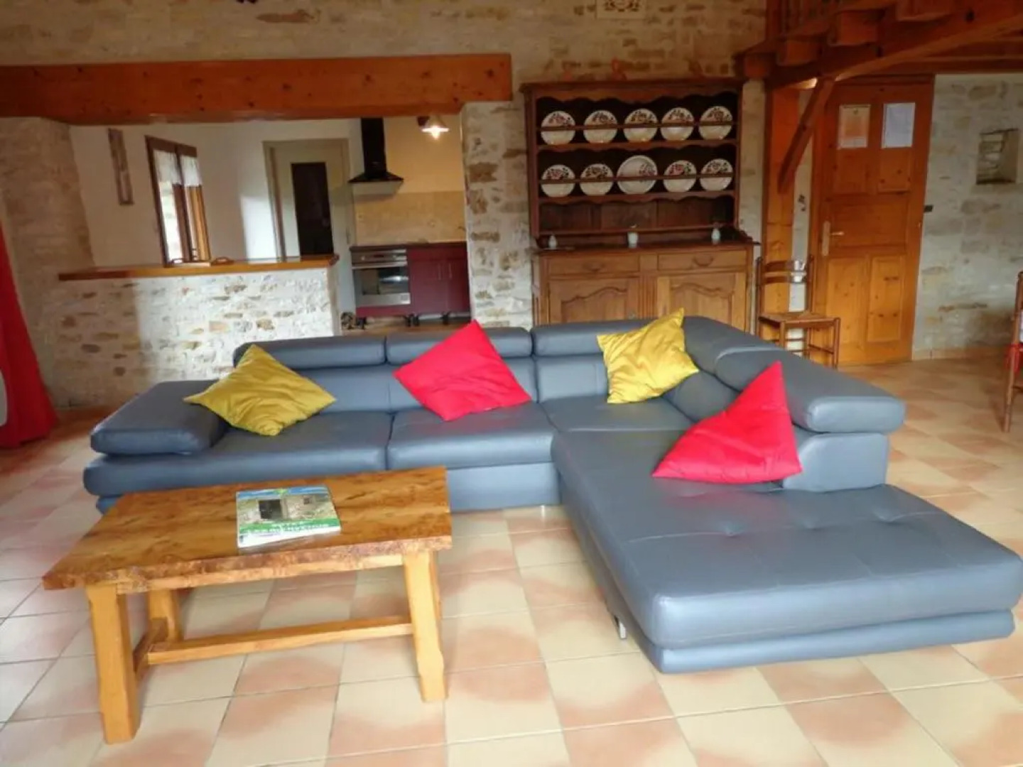 Gîte Saint-Juire-Champgillon, 4 pièces, 8 personnes - FR-1-426-363