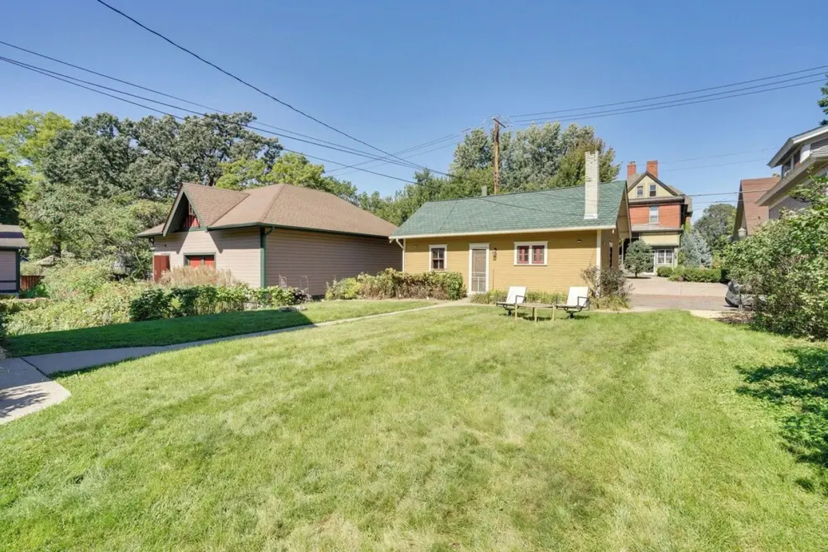 Historic Cathedral Hill Home w/ Shared Backyard!