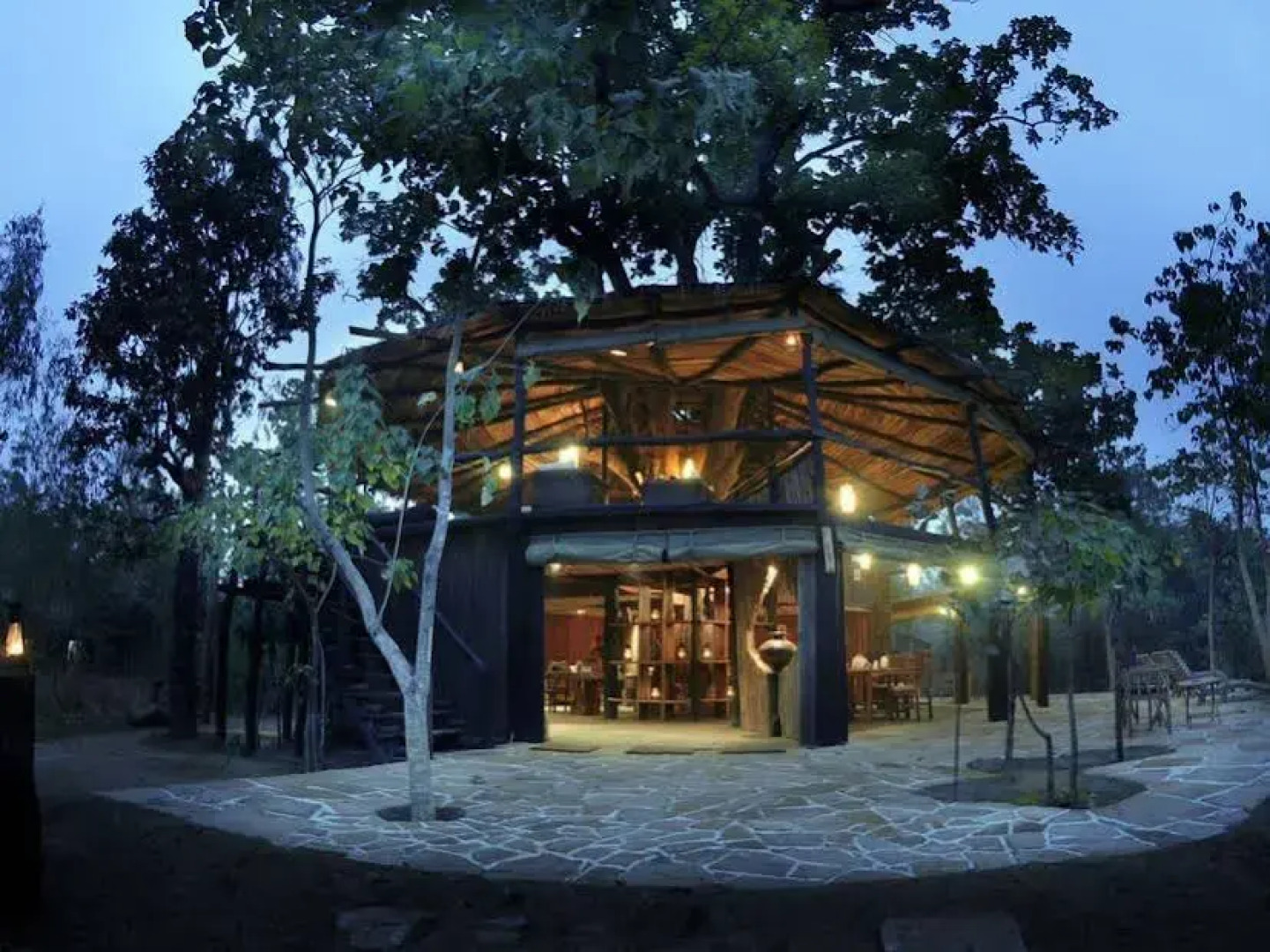 Pugdundee Safaris- Tree House Hideaway