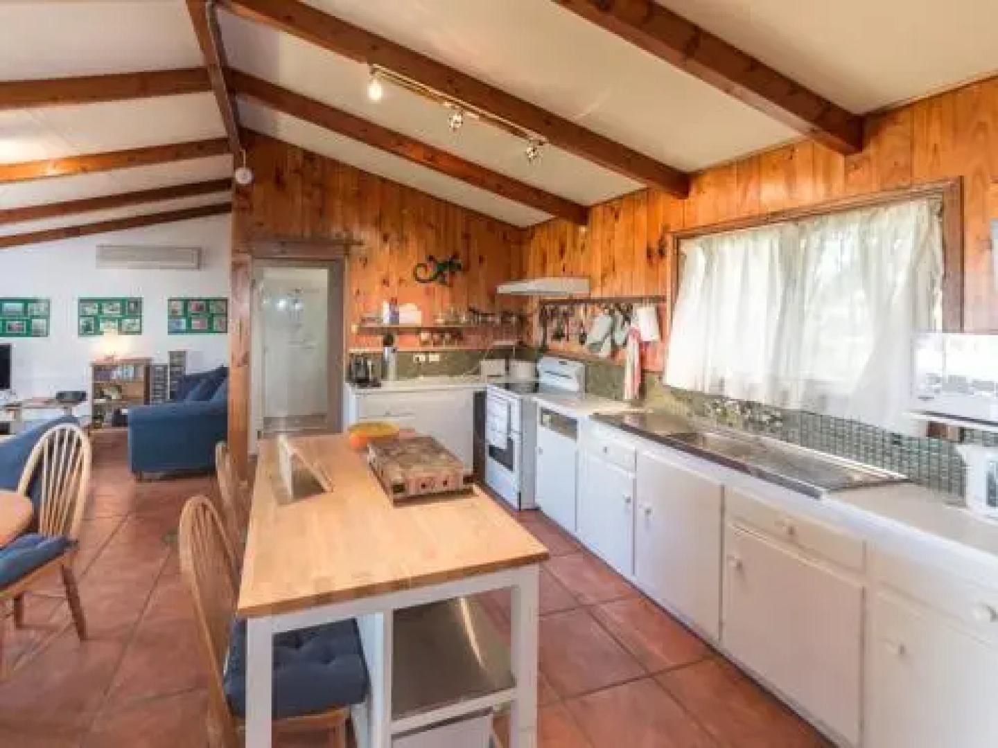 Socks 'n' Sandals - 34 Riverview Drive