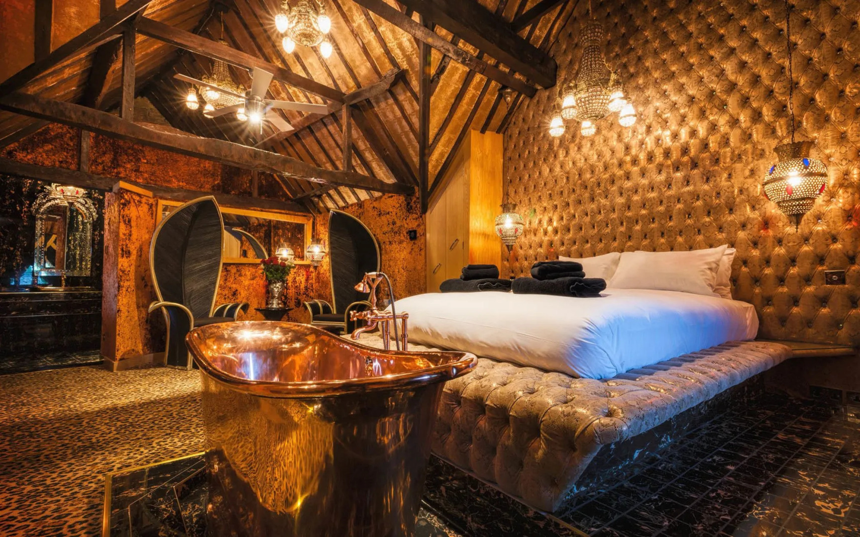 Crazy Bear Hotel-Stadhampton