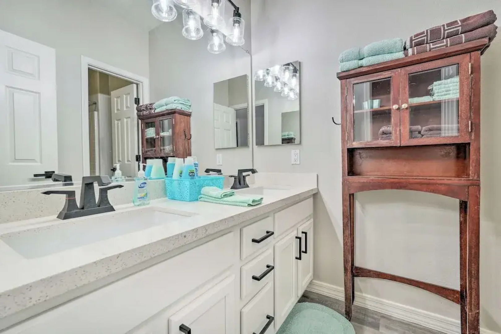 4 Mi to Peoria Sports Complex: Family Home w/ Pool