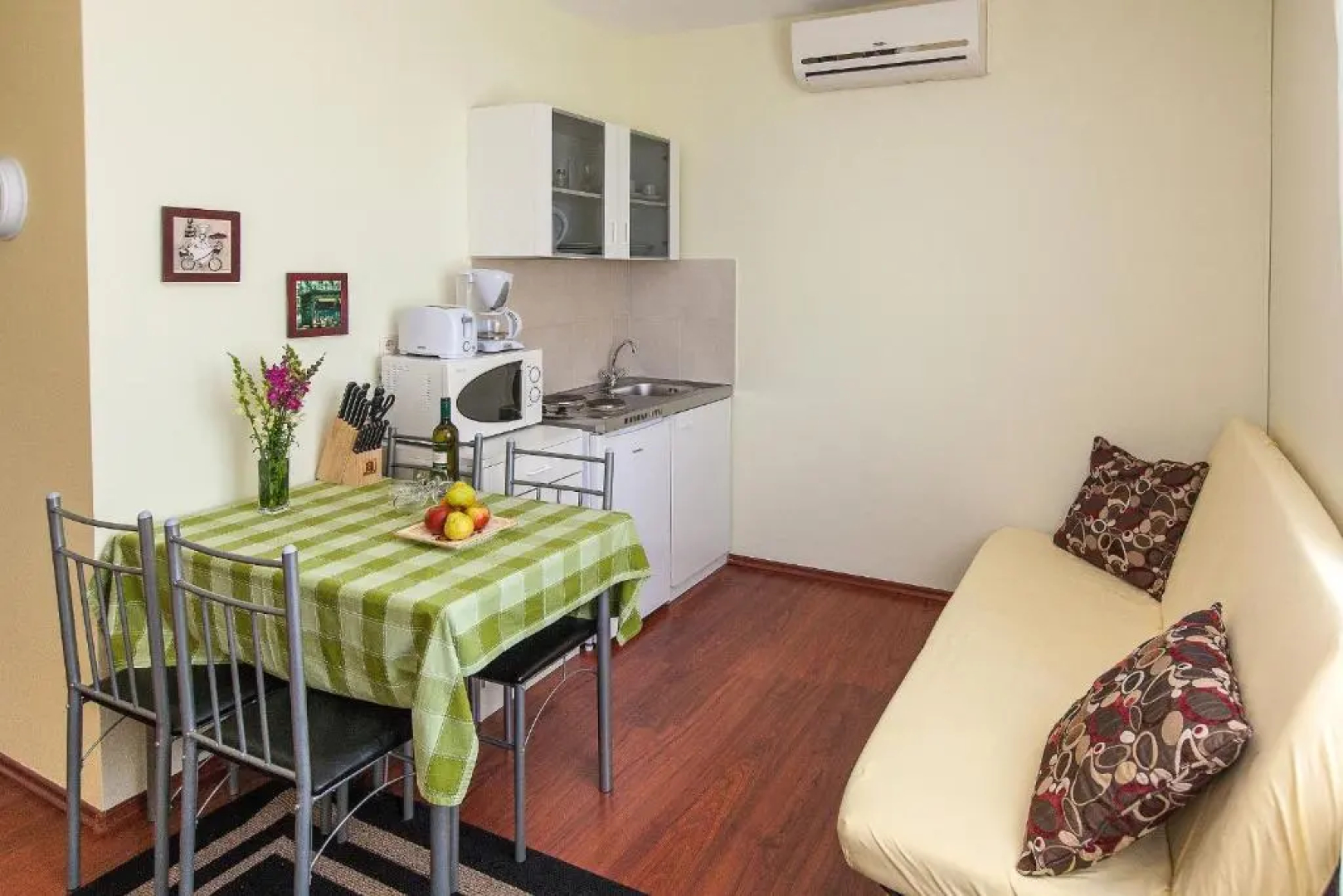 Apartments Villa Americana