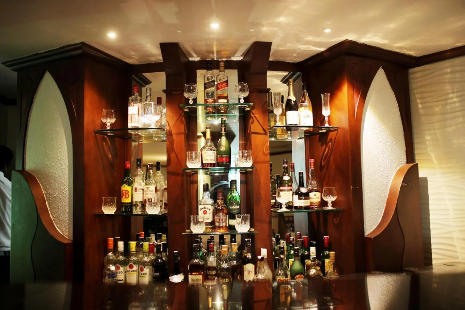 Oyo Premium Cochin Airport Extension