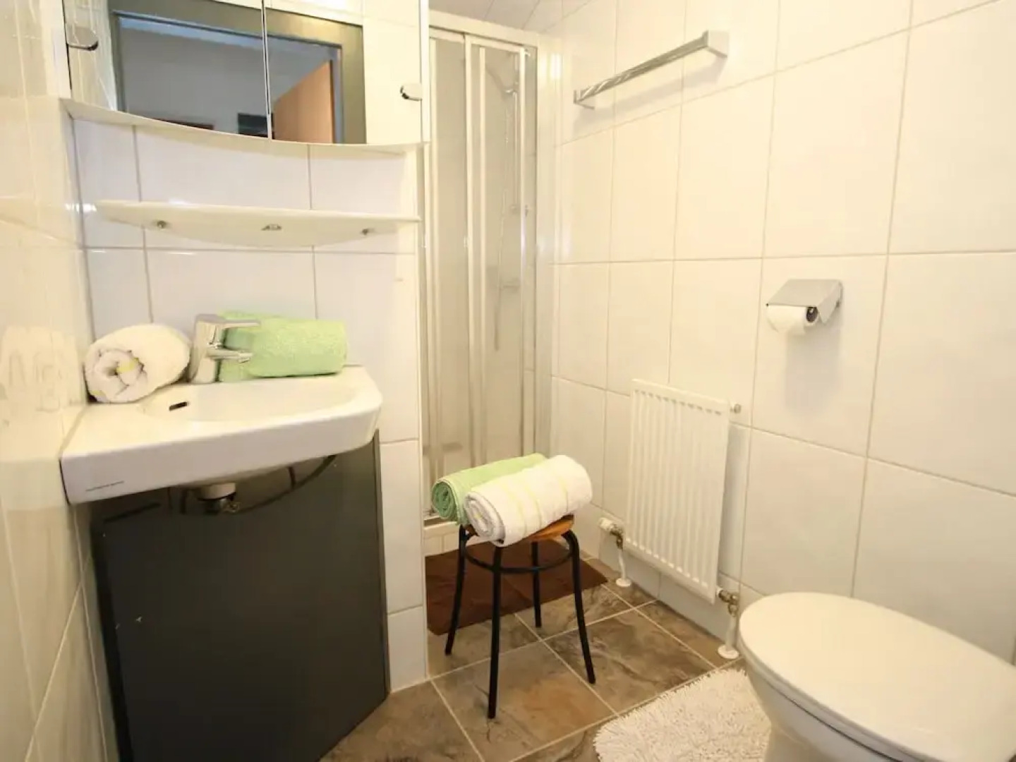 Cozy Apartment in Niedernsill Near Lake