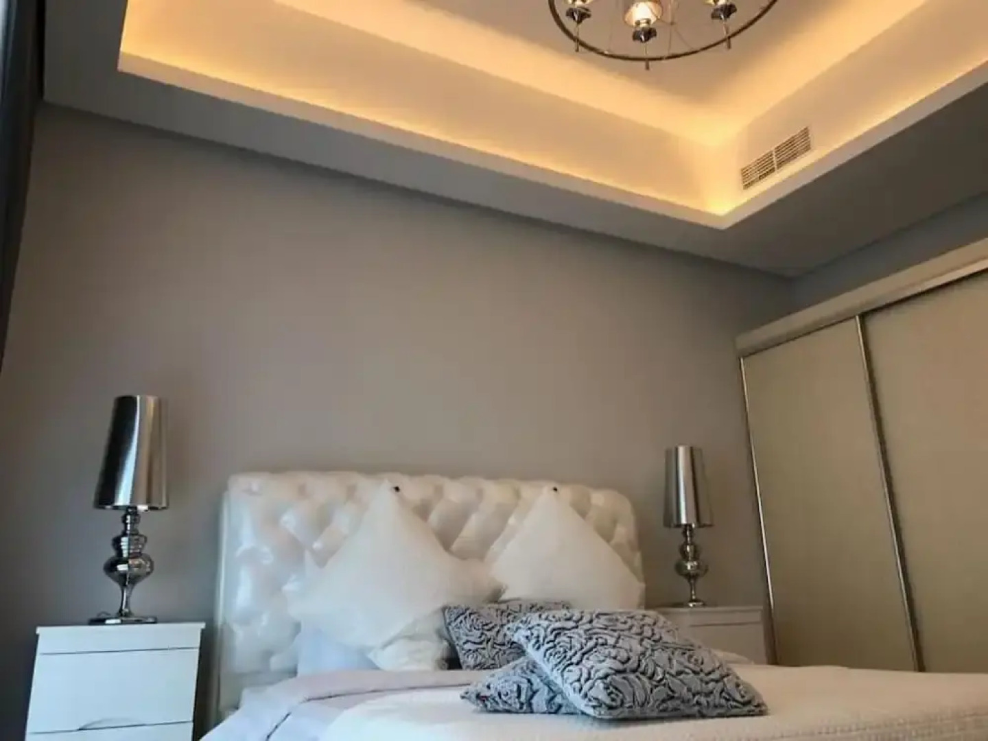 Al Manzil Hidd Residence