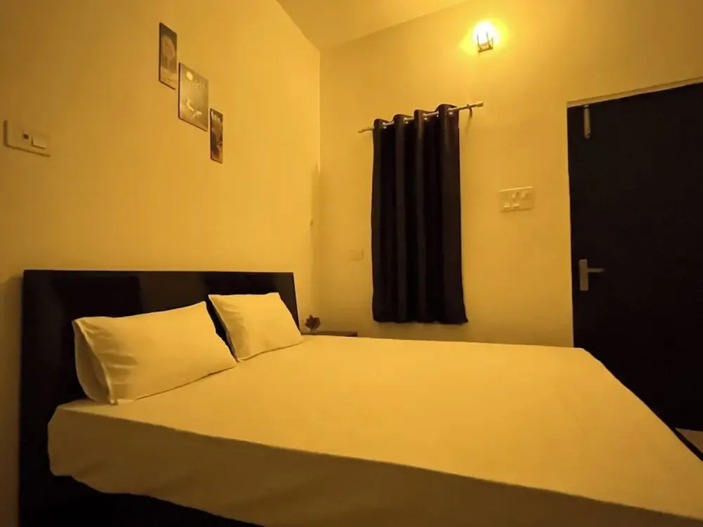 Goroomgo Ashoka Aashram Homestay Ayodhya