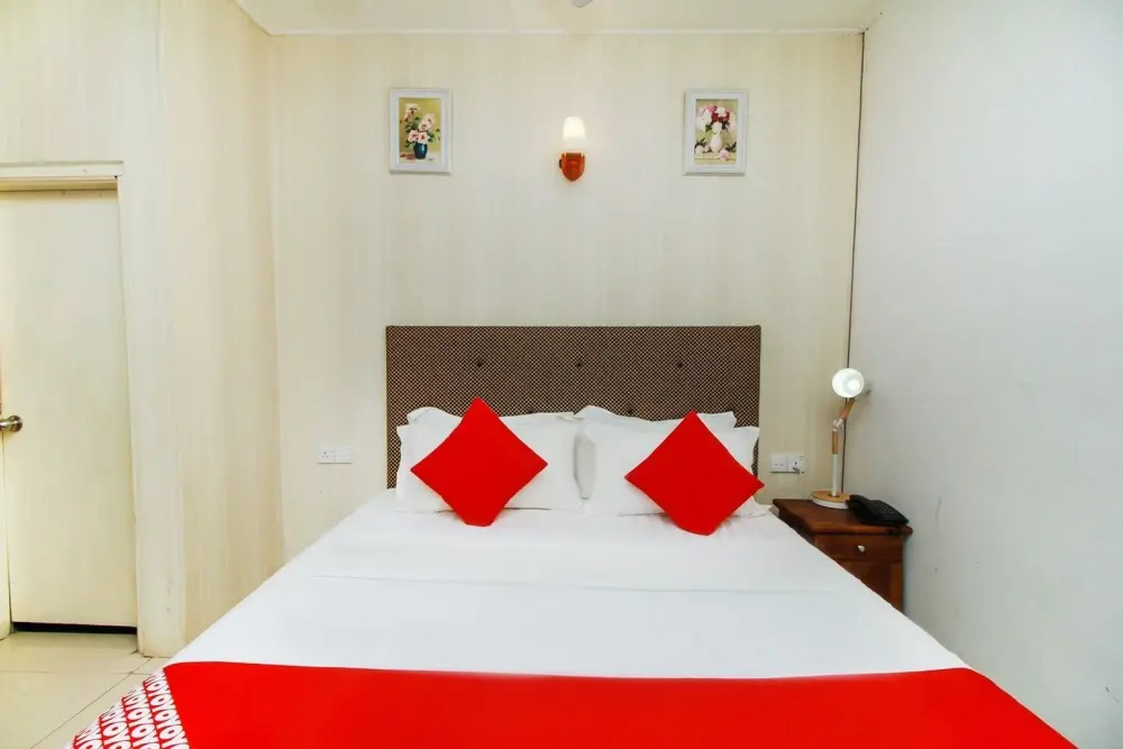 OYO 282 Ivory Monarch Hotel & Resort