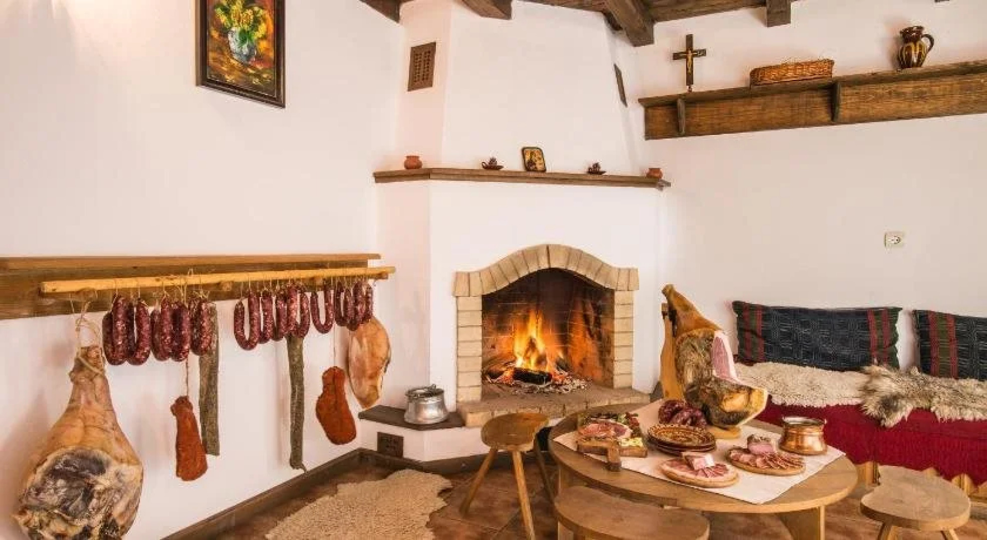 Kostadinovi Kashti Complex