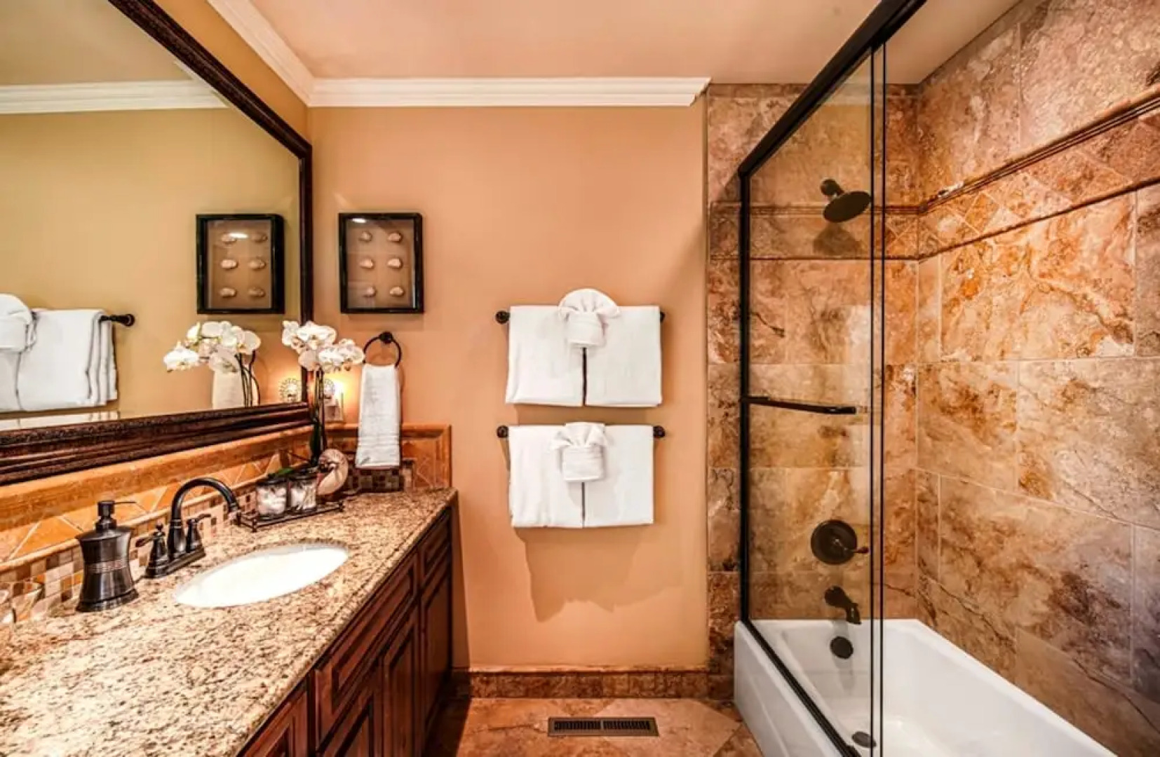 3638 Bayview-by-the-sea Monarch Suite