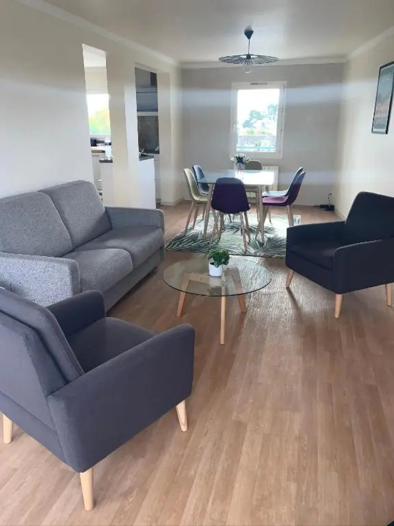 65 m2 Centre vannes 2 ch wifi parking