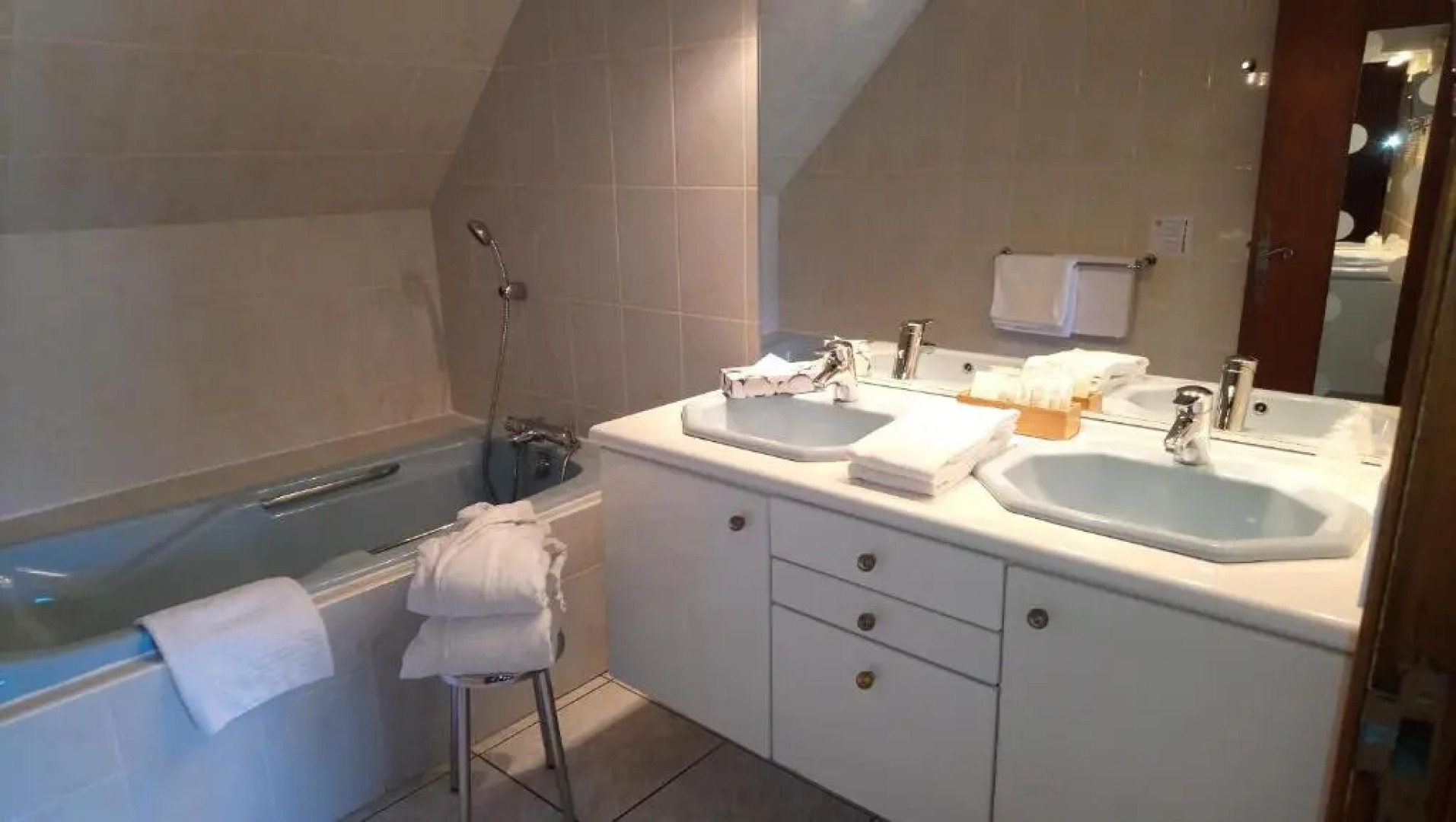 L'Orée des Chênes, The Originals Relais