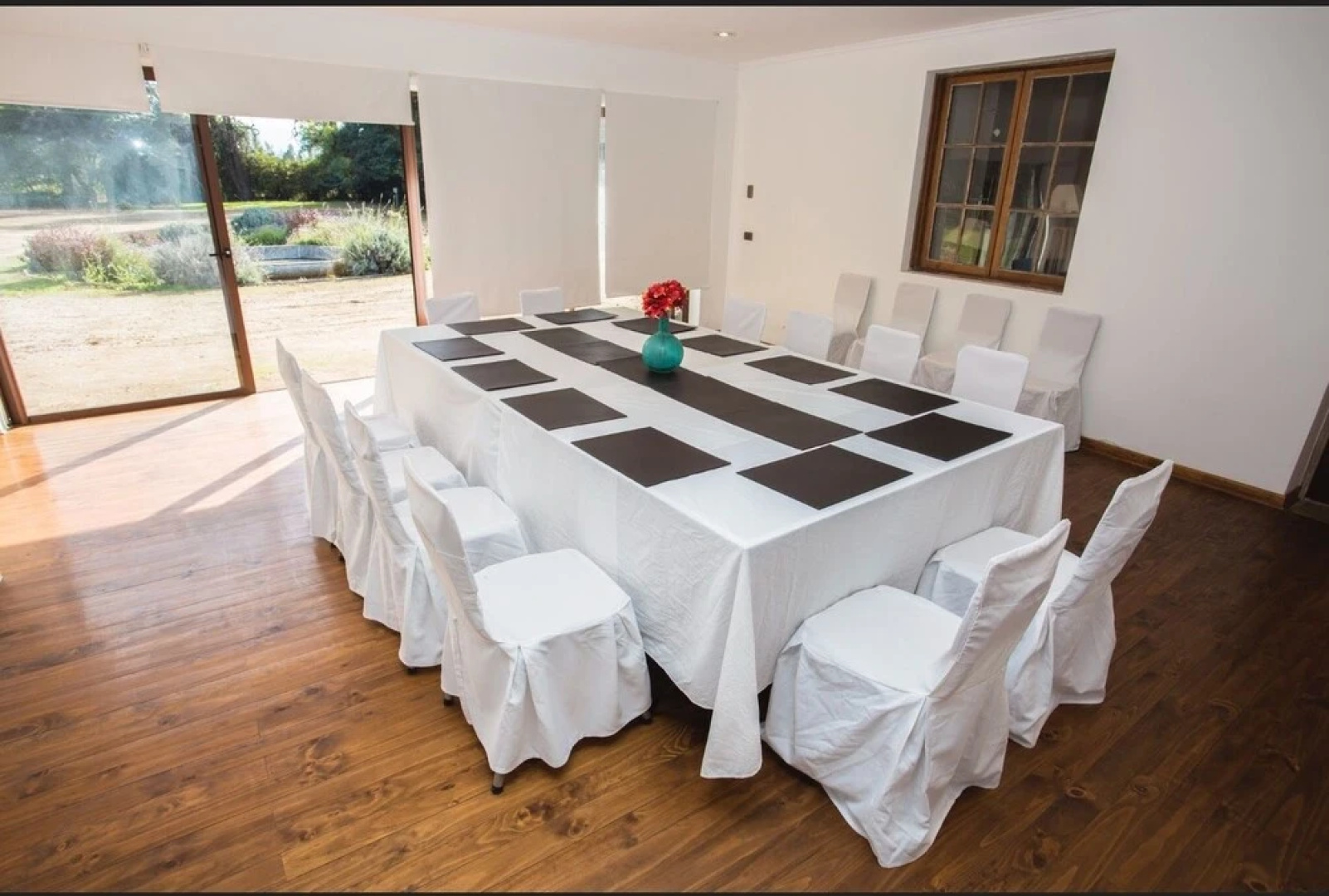 Comalle Party Hotel